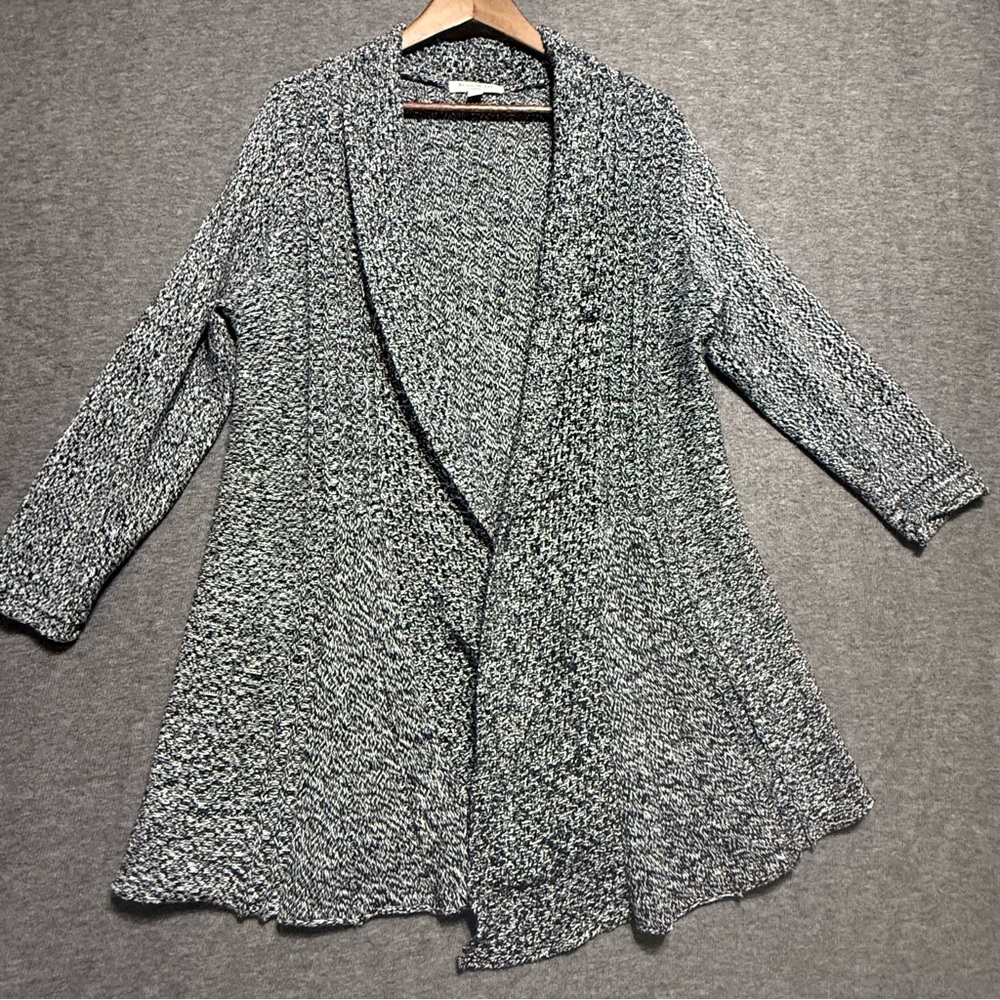 Black and White Open Front Cardigan By Studio Works Size 2X